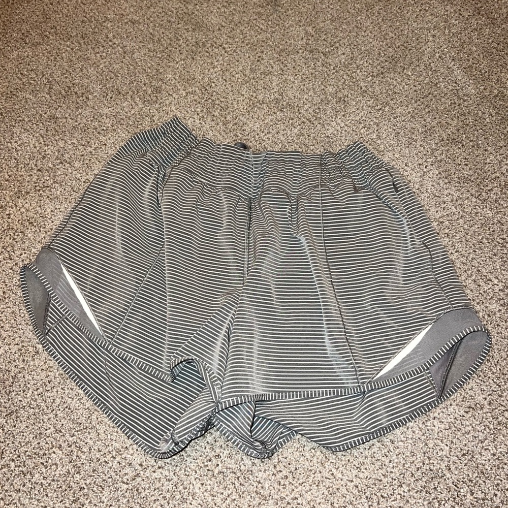 LULULEMON HOTTY HOT SHORTS